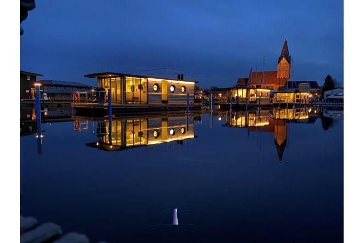 Hausboot Fjord Vela Mit Biosauna In Barth Exteriör bild
